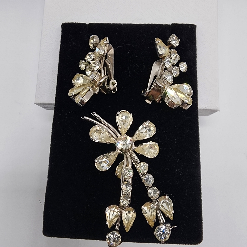 Vintage Rhinestone Brooch and Clip-On Earrings Set